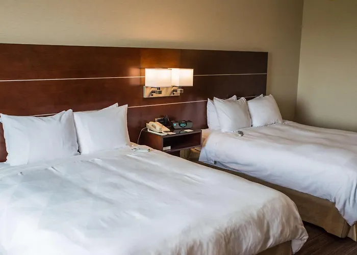 Wyndham On John Deere Commons 4*