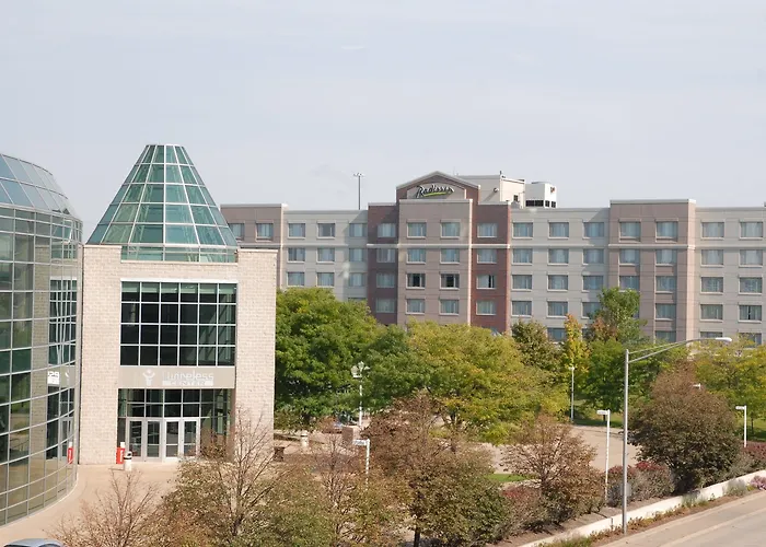 Wyndham On John Deere Commons Moline
