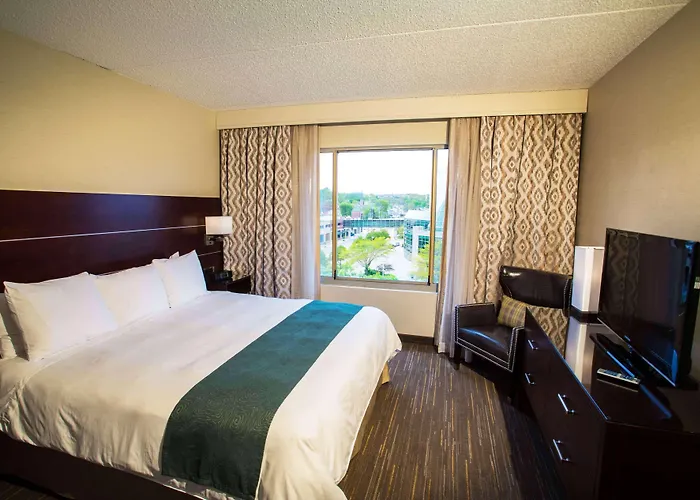 Wyndham On John Deere Commons 4* Moline