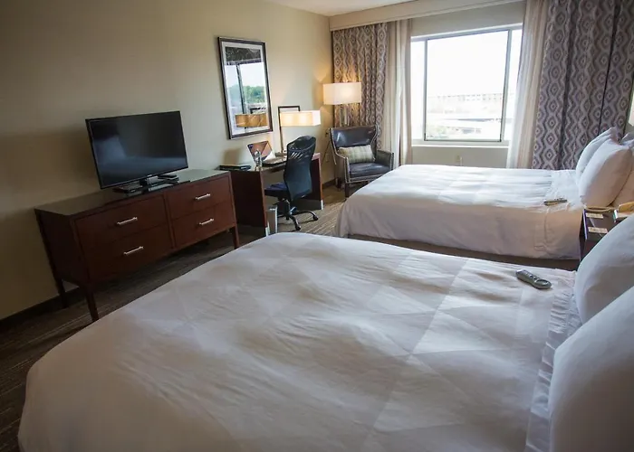 Wyndham On John Deere Commons Hotel Moline